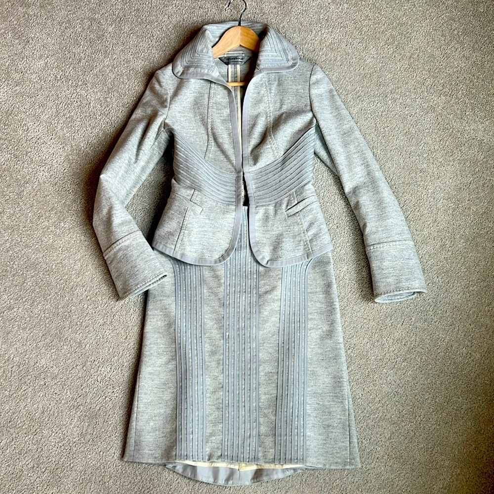 Vintage SPORTMAX Virgin Wool Skirt/Blazer suit. Made in Italy Wool Co-ord Suit